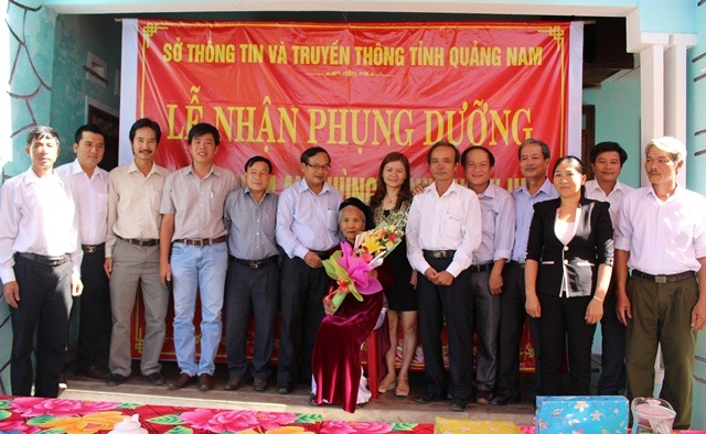 Sở Thông tin và Truyền thông nhận phụng dưỡng Mẹ VNAH Nguyễn Thị Hữu