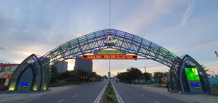 Cổng chào Năm Du lịch quốc gia - Quảng Nam 2022 góp phần quảng bá hình ảnh du lịch Quảng Nam
