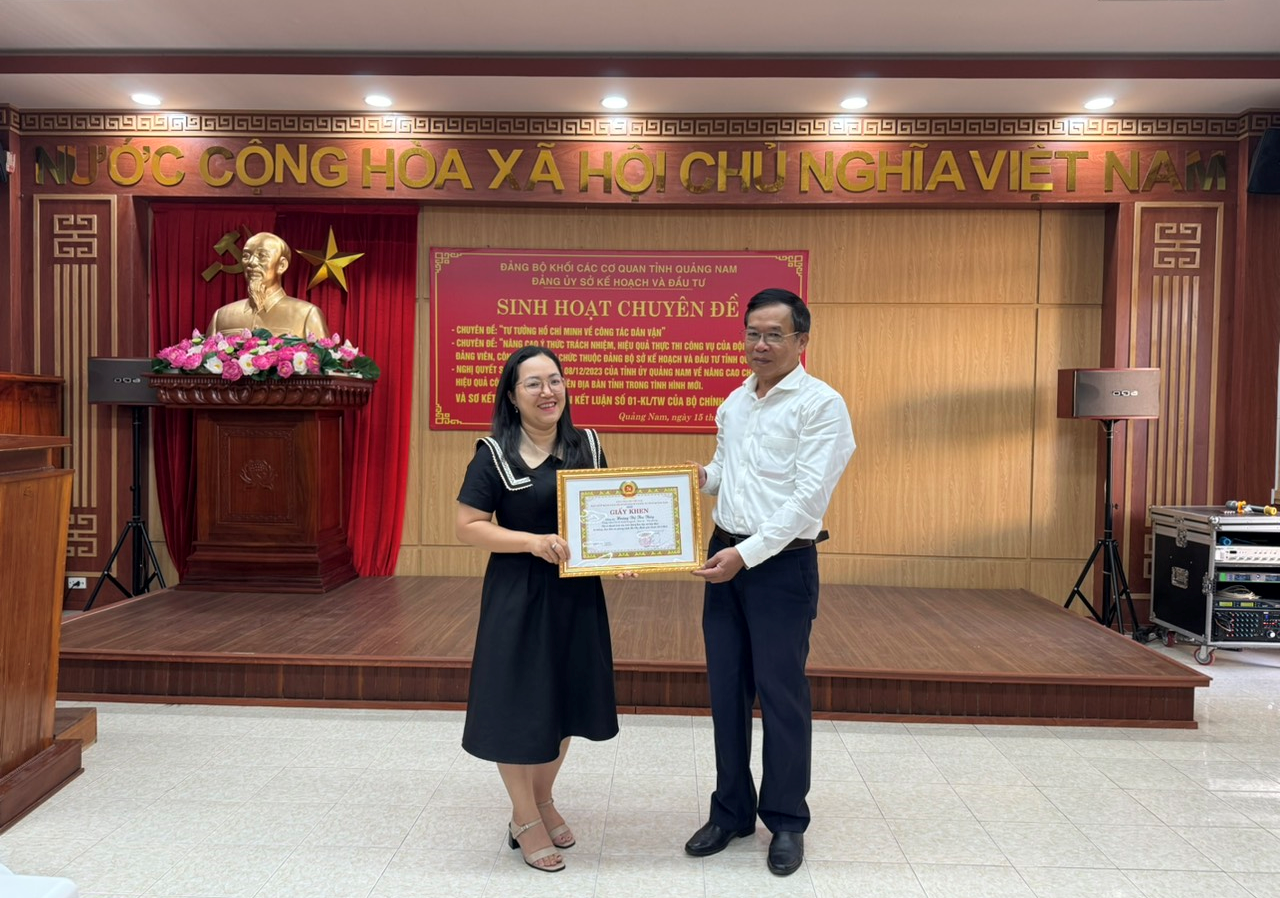 Đảng bộ Sở Kế hoạch và Đầu tư Quảng Nam: Hội nghị quán triệt tác phẩm Dân vận của Chủ tịch Hồ Chí Minh và sinh hoạt chuyên đề “Nâng cao ý thức trách nhiệm, hiệu quả thực thi công vụ...”